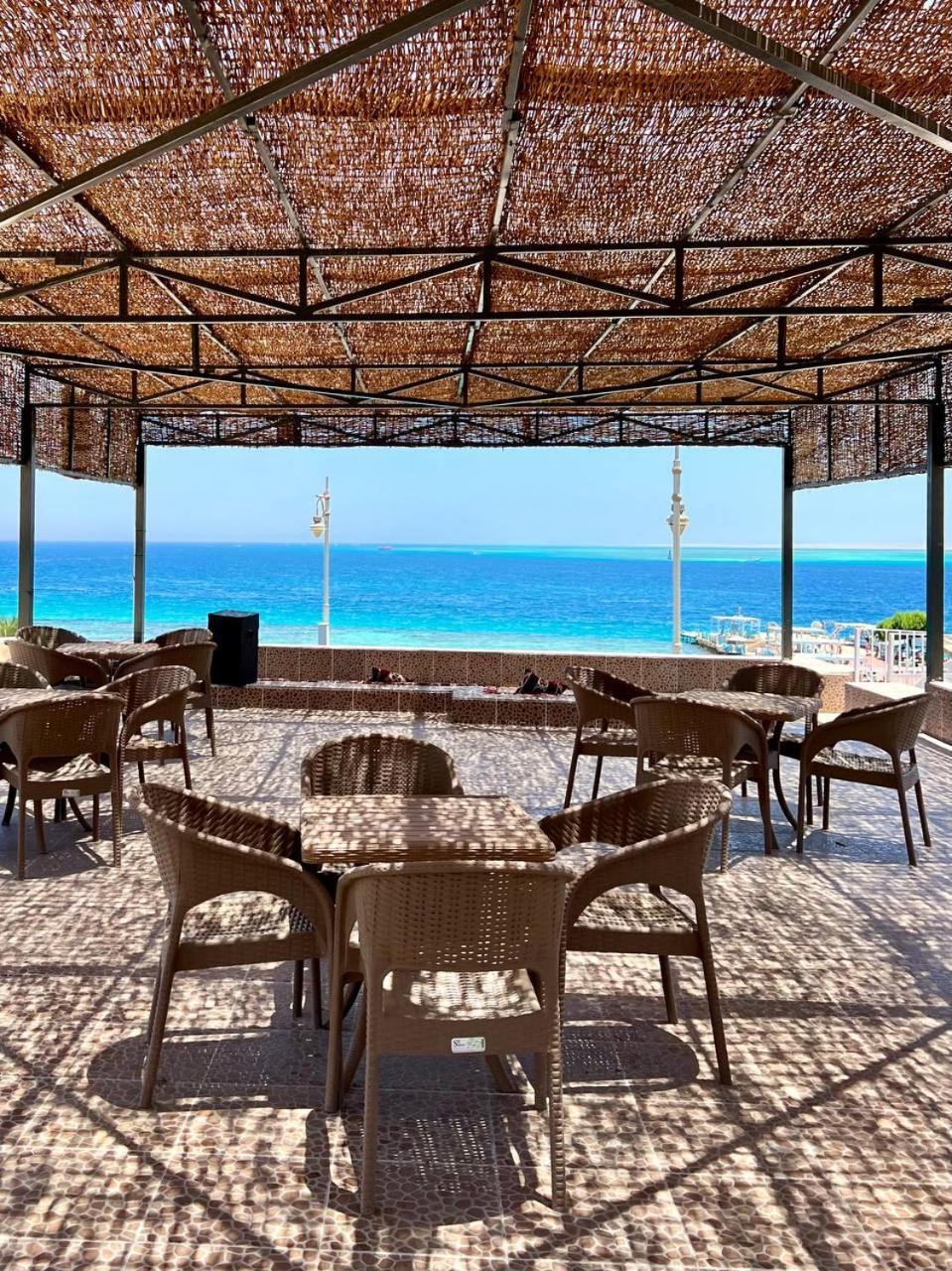 Serafy City Center Hostel And Pool For Foreigners Adults Only Hurghada Eksteriør billede