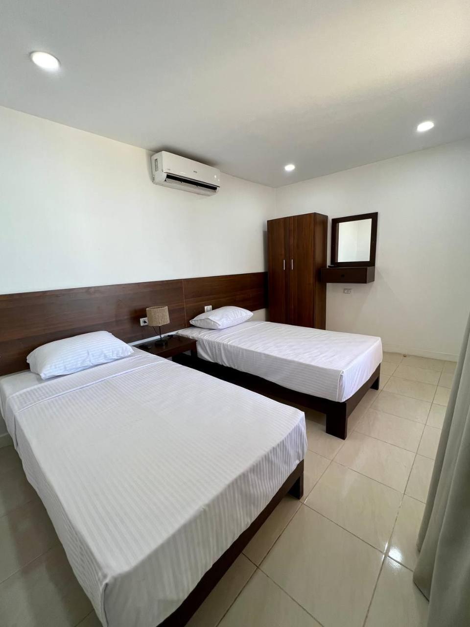 Serafy City Center Hostel And Pool For Foreigners Adults Only Hurghada Værelse billede