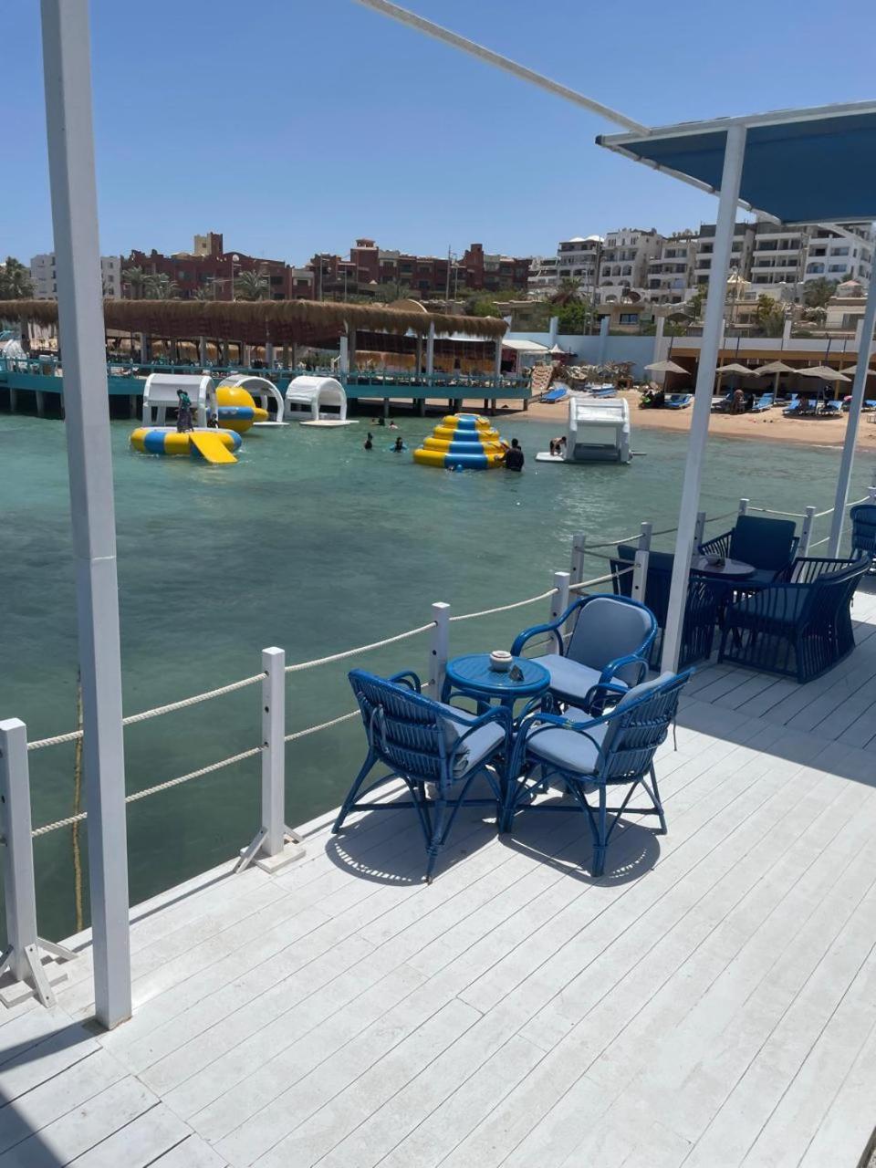 Serafy City Center Hostel And Pool For Foreigners Adults Only Hurghada Eksteriør billede